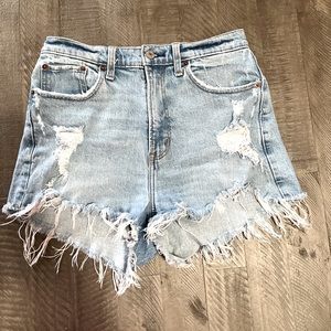 Women’s size 6 Abercrombie and Fitch shorts